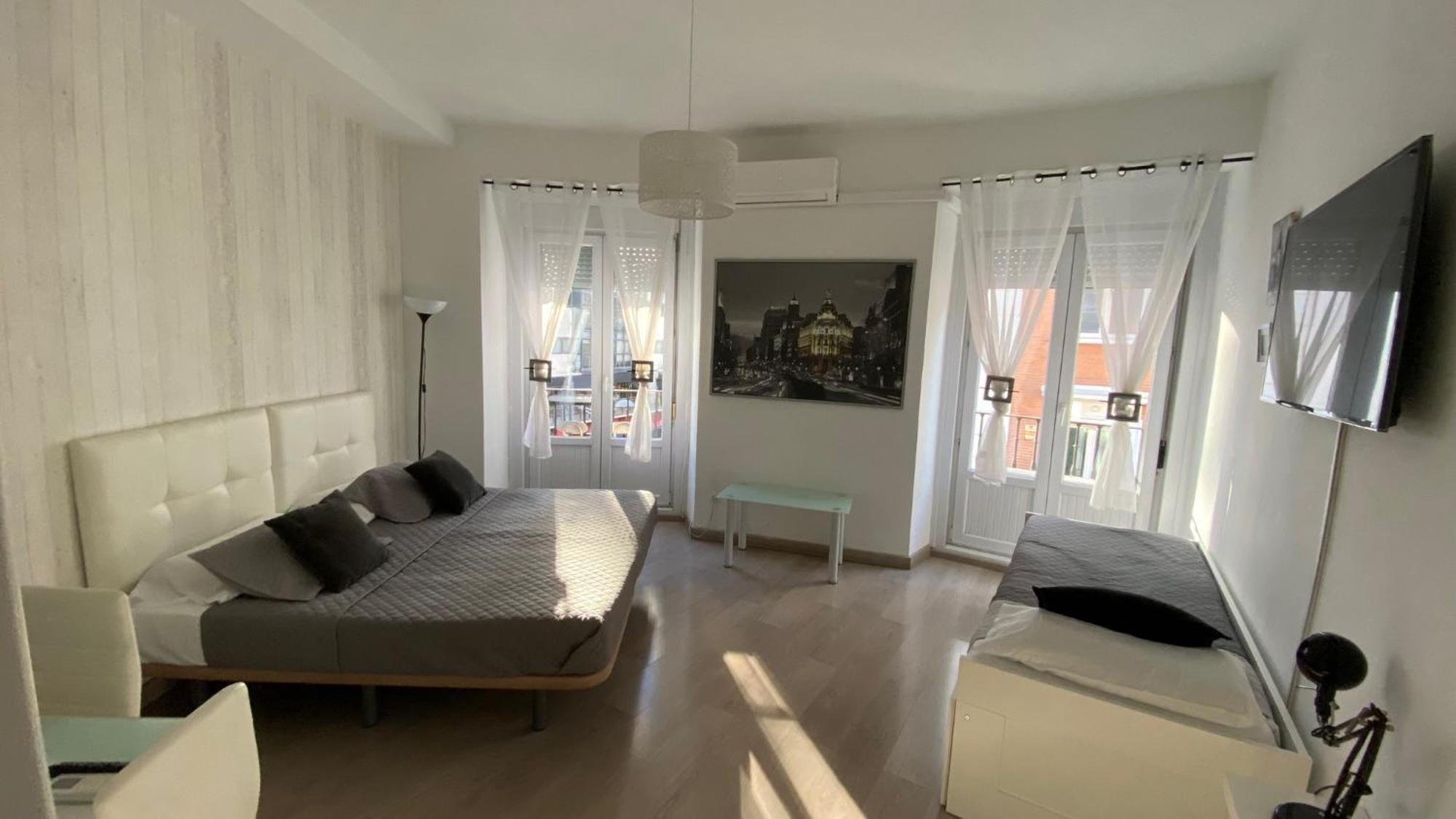Stay Inn Мадрид Экстерьер фото